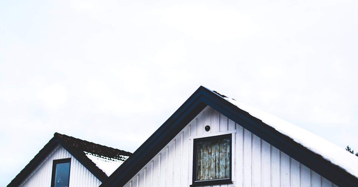 Pros and Cons of EPDM Flat Roofing in the UK